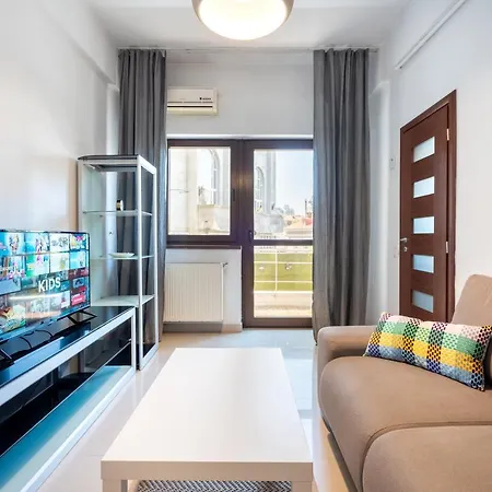 Daire Modern & Spacious - Prime Location Bucharest's Old Town *