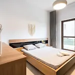 Modern And Spacious Apartment-prime Location Old Town Apartmán