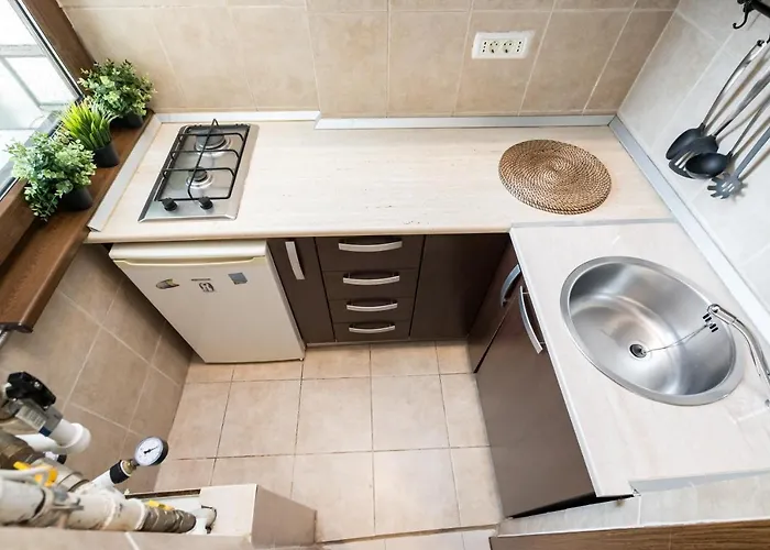 Modern And Spacious - Prime Location Old Town Daire Bükreş