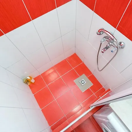 Apartment Modern And Spacious - Prime Location Old Town *